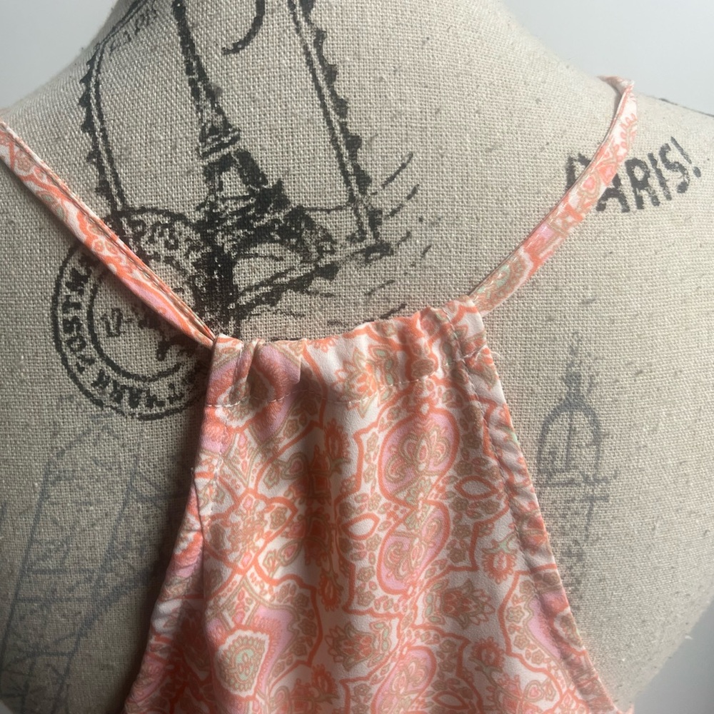 Open-Back Sheer Tank Top - Picture 6 of 15